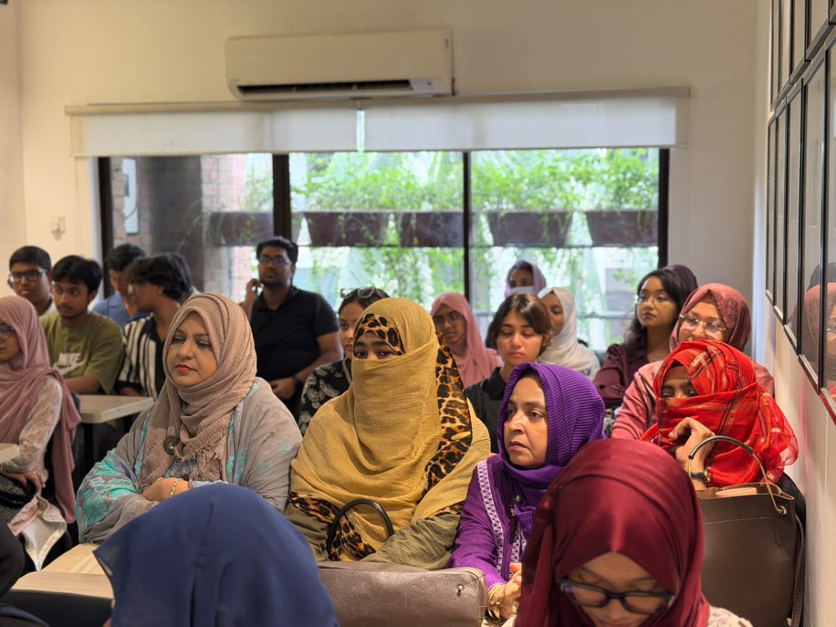3g-coaching-center-dcs-2-parents-attending-bangla-award-program-10